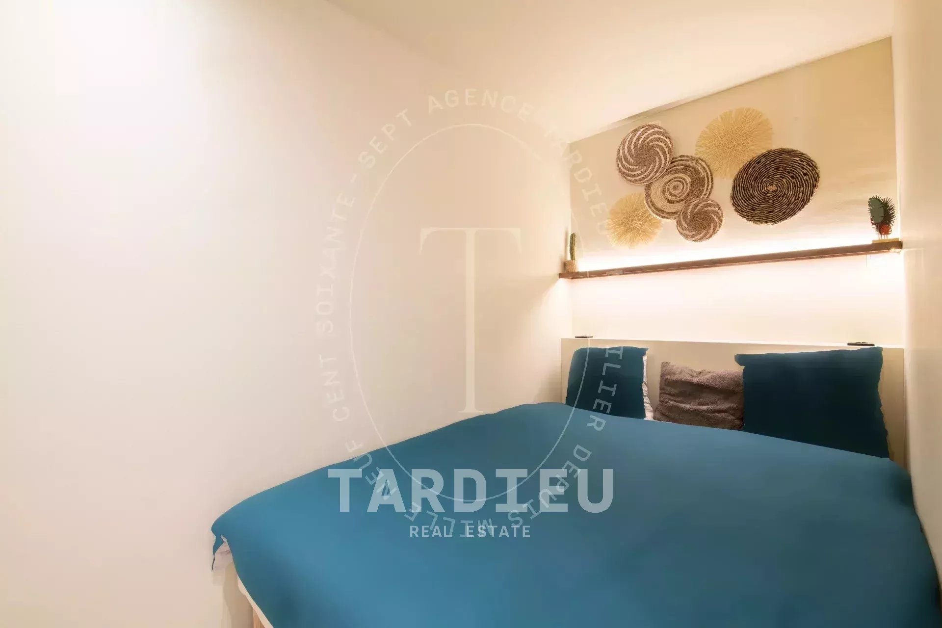 Appartement centre-ville, accès piscine