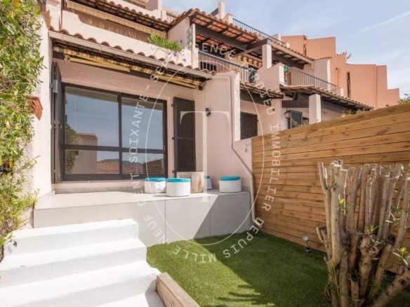 Exceptional pied-à-terre avec piscine, à deux pas du centre