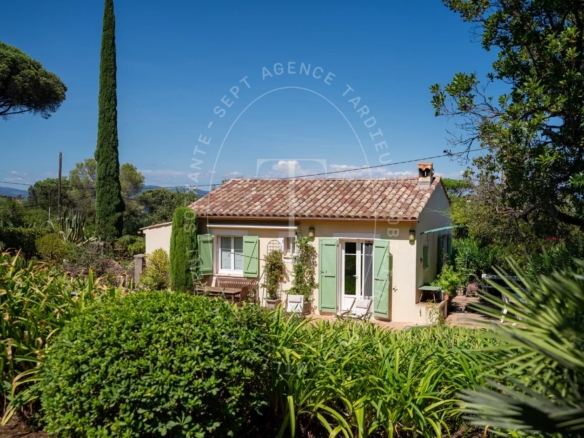 Nue-propriété d'une maison au Capon