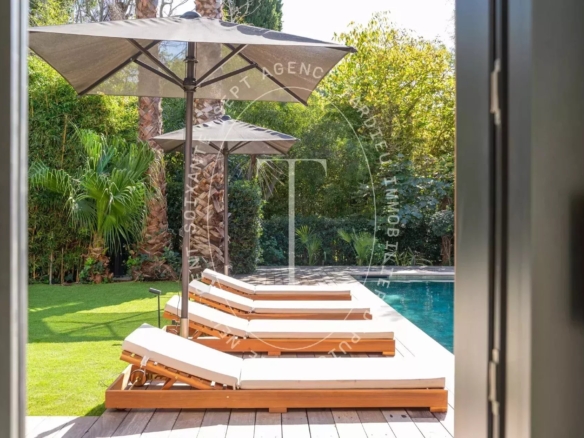 Villa d' Exception Rénovée à Gigaro