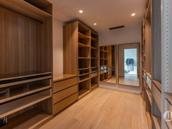 Maison moderne avec vue dégagée sur les vignes