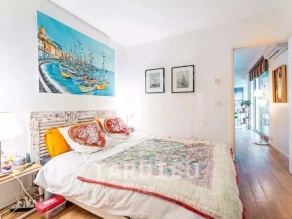 Appartement jardin, cœur de Saint-Tropez