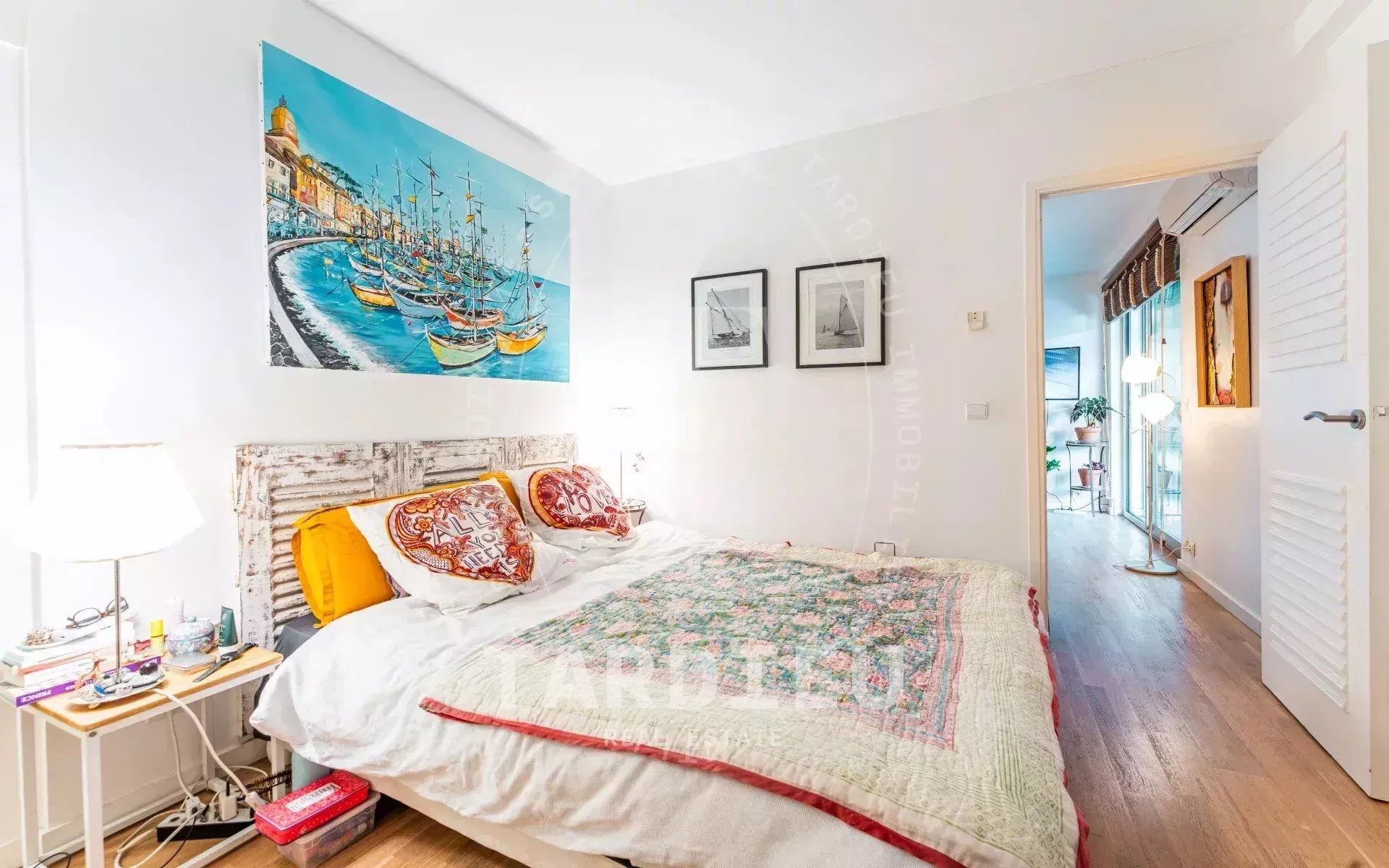 Appartement jardin, cœur de Saint-Tropez