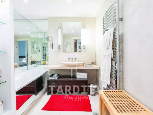 Appartement jardin, cœur de Saint-Tropez