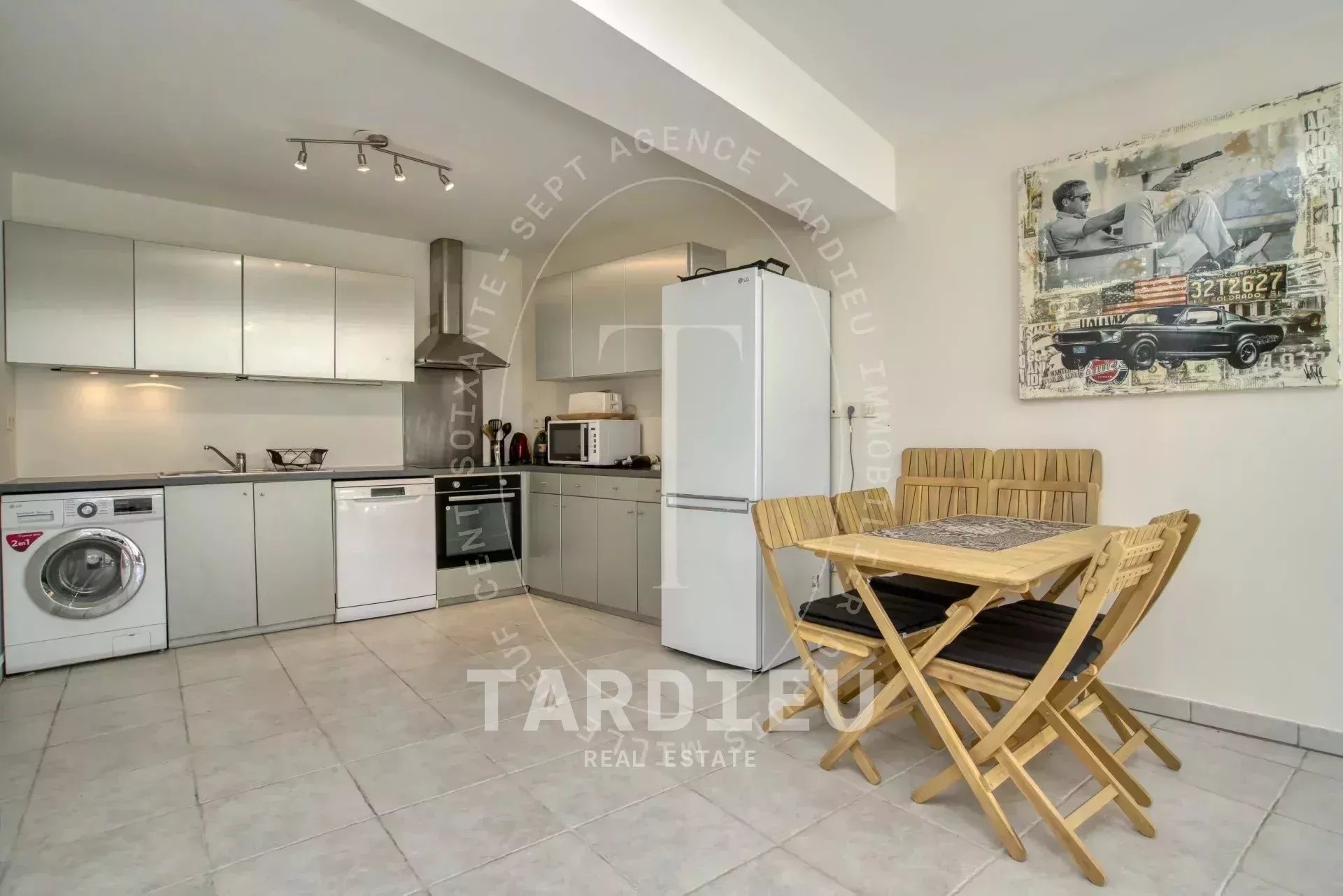 Grimaud : appartement lumineux résidence contemporaine