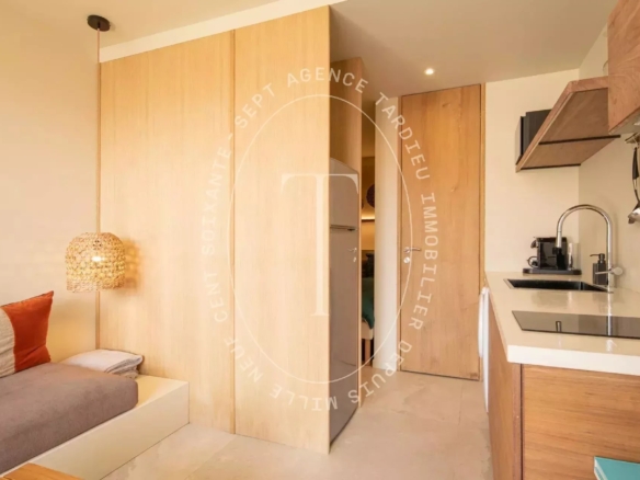 Exceptional pied-à-terre avec piscine, à deux pas du centre