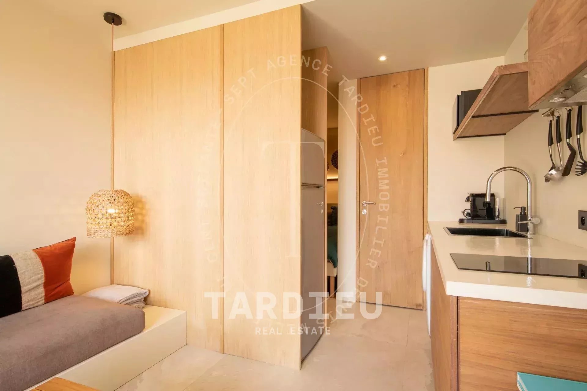 Appartement centre-ville, accès piscine