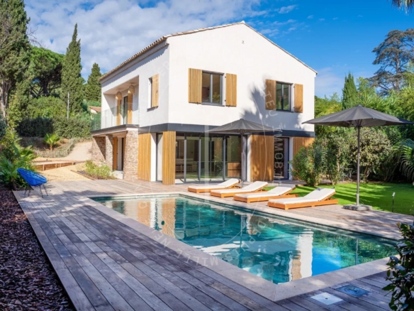 Villa Rénovée à Gigaro