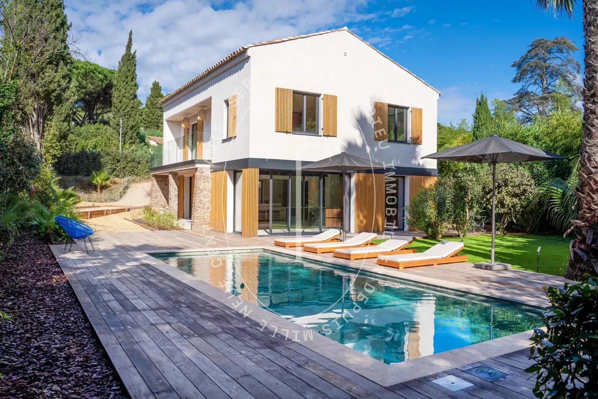 Superbe Villa Rénovée à Gigaro, Emplacement d’Exception
