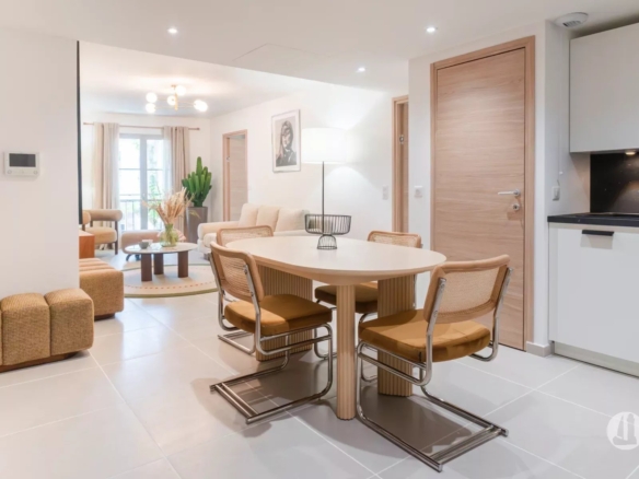 Appartement neuf proche Place des Lices