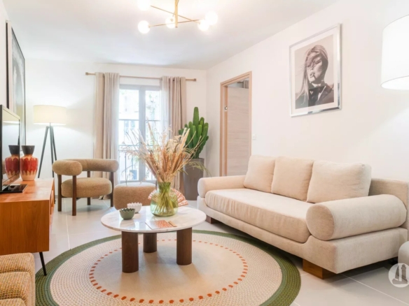 Appartement neuf proche Place des Lices