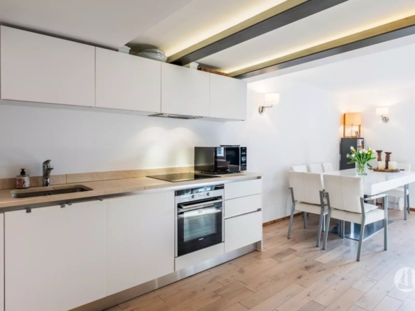 Charmant appartement en plein coeur du village