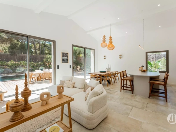 Villa 5 chambres, plage des Salins à Pied