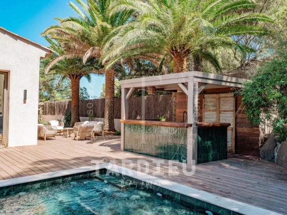 Villa 5 Chambres Proche des Salins