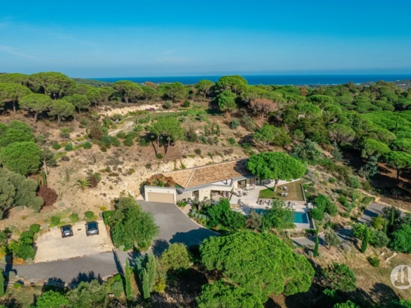 Villa Contemporaine sur Ramatuelle