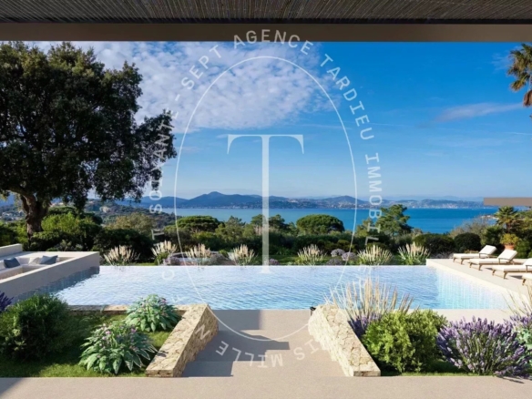 Vue Panoramique d'Exception à Saint-Tropez