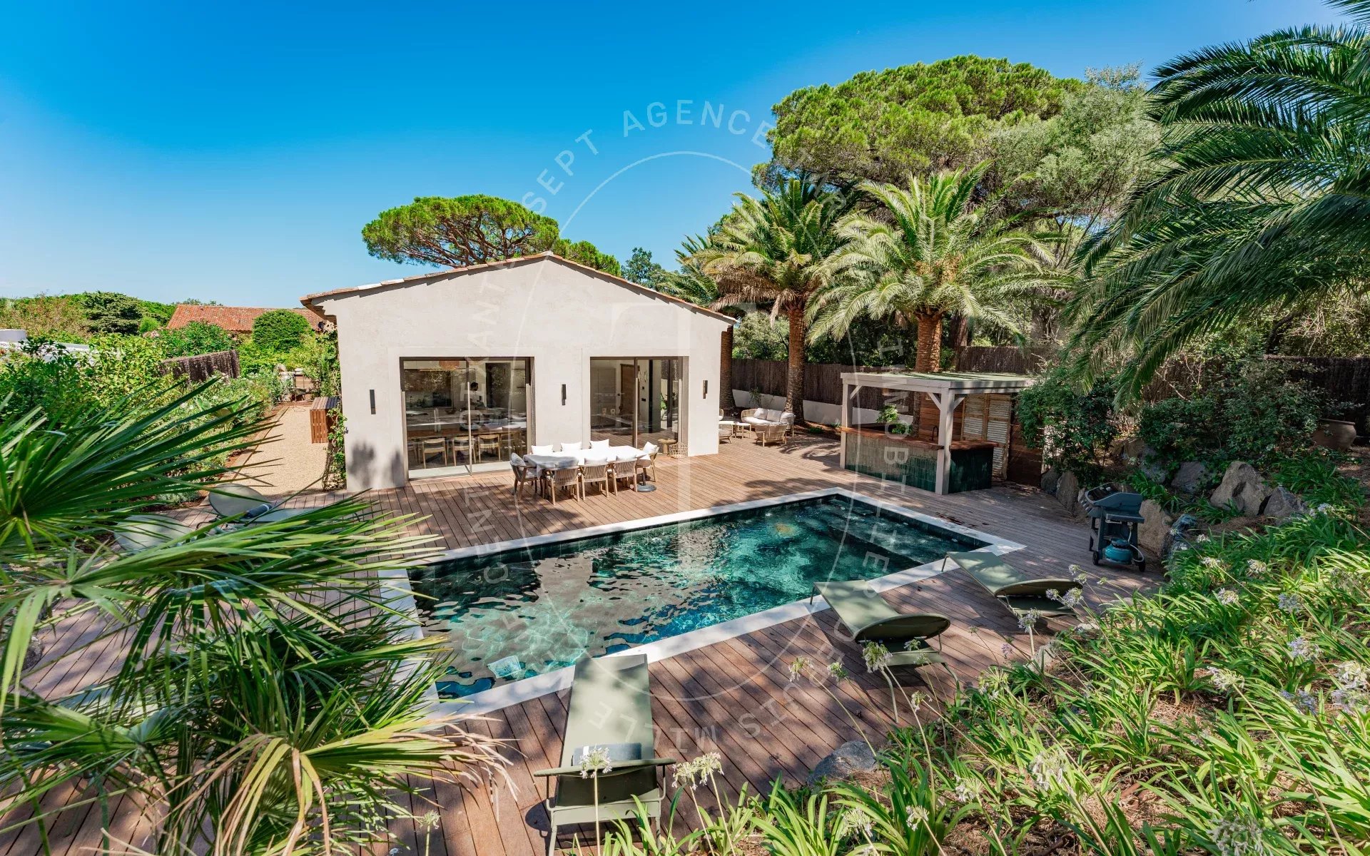 Villa 5 Chambres Proche des Salins