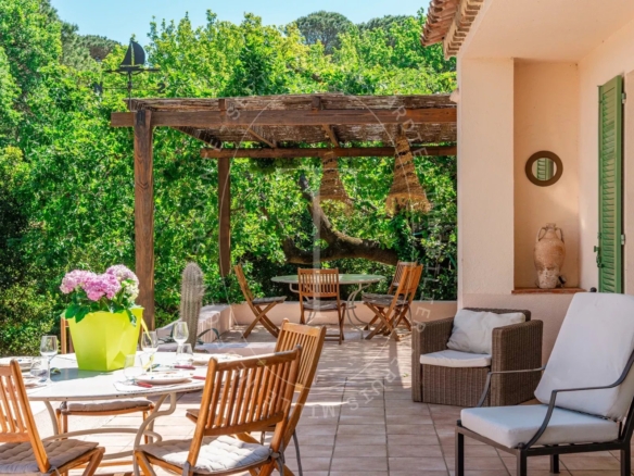 Exclusivité - Maison à pied du village de Saint-Tropez