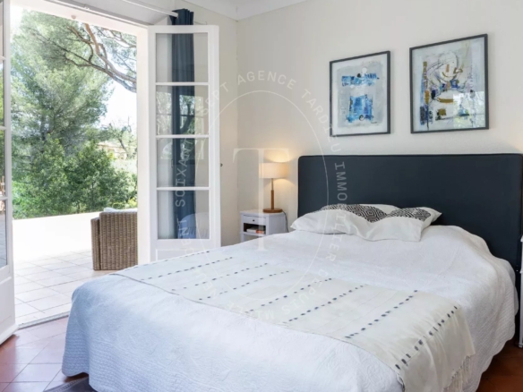Exclusivité - Maison à pied du village de Saint-Tropez