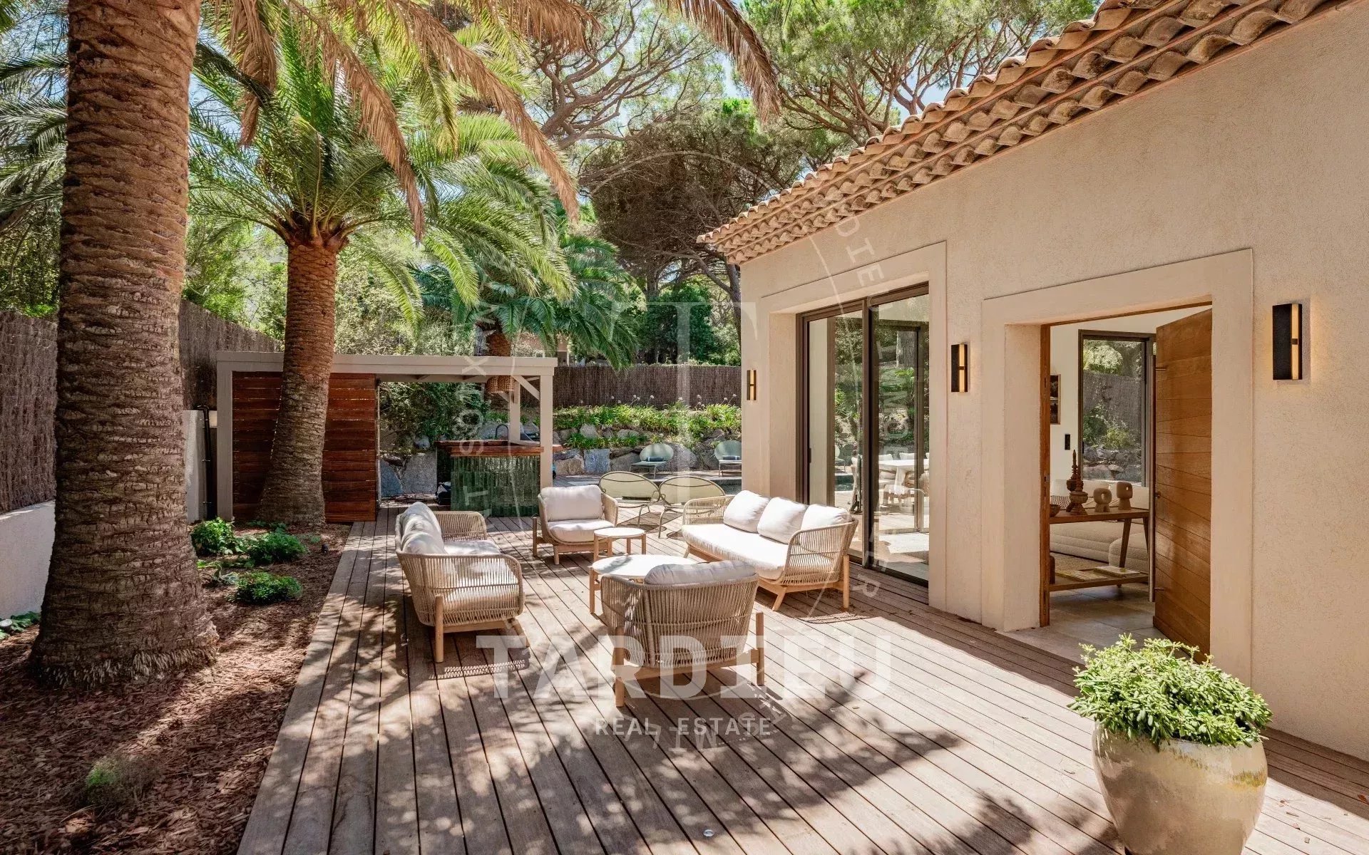 Villa 5 Chambres Proche des Salins