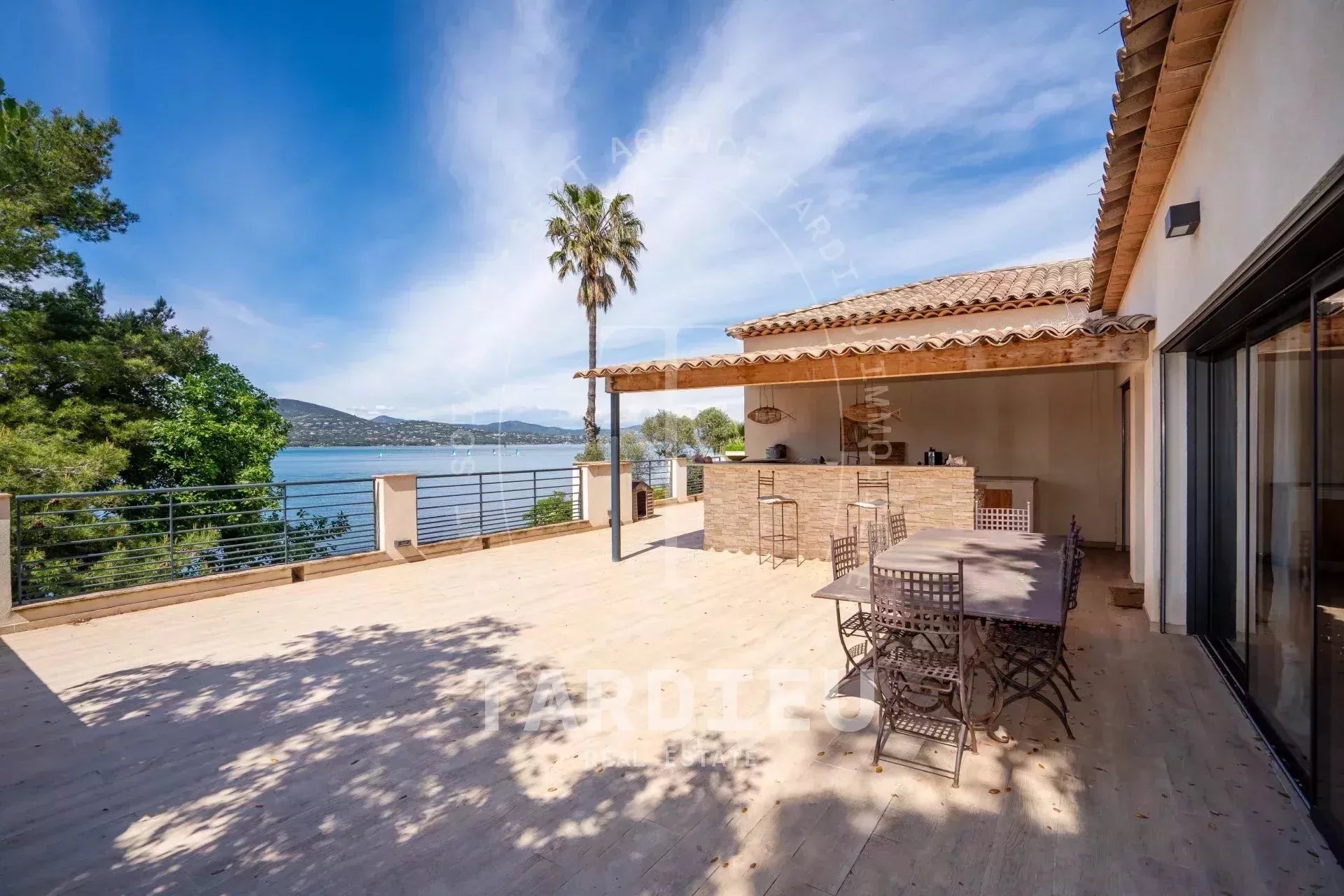 Villa rénovée, accès mer, Saint-Tropez