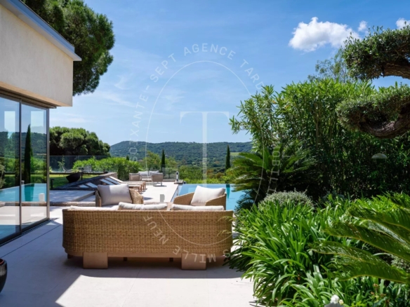 Villa Contemporaine sur Ramatuelle