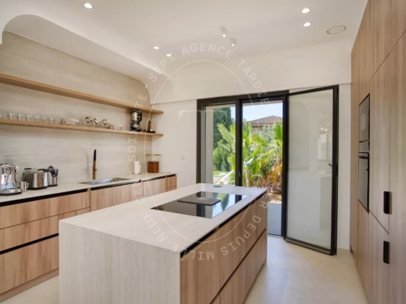 VILLA SAINT TROPEZ - PLAGE A PIEDS