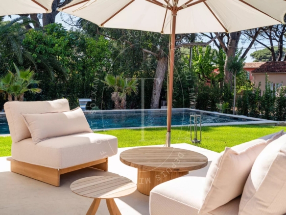 VILLA SAINT TROPEZ - PLAGE A PIEDS