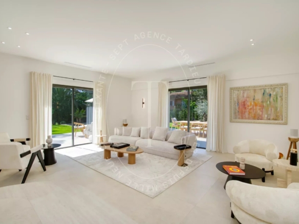 VILLA SAINT TROPEZ - PLAGE A PIEDS
