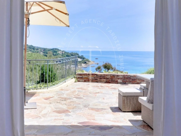 villa provençale avec vue mer panoramique