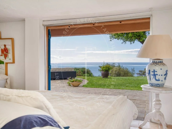 Saint-Tropez – Capon, vue mer panoramique et discrétion absolue