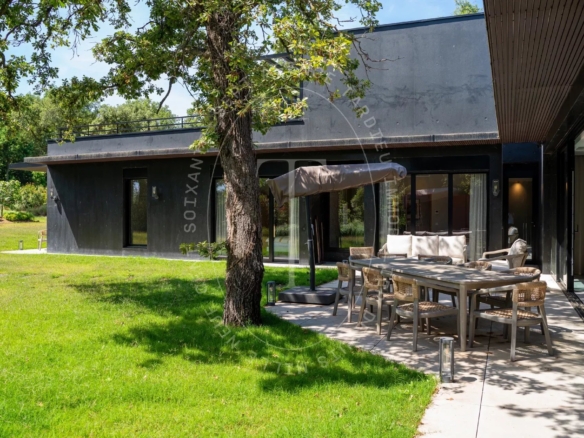 Villa Moderniste entre Mer et Golf