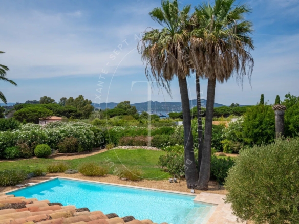 VILLA AUX PARCS DE SAINT-TROPEZ
