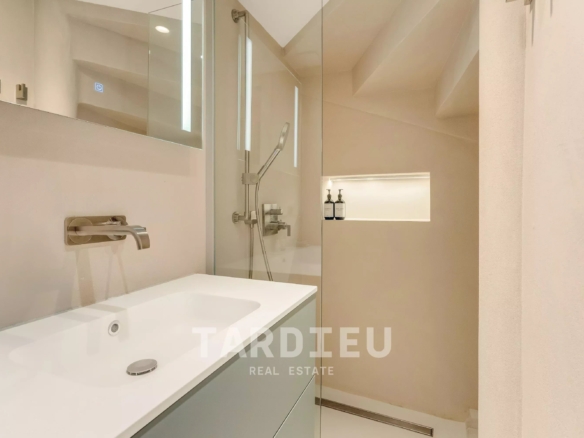 Maison rénovée, cœur de La Ponche