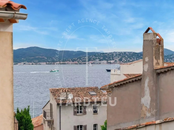 Maison rénovée, cœur de La Ponche