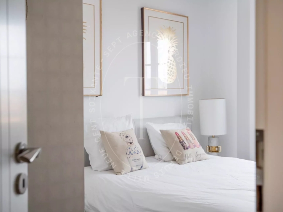 APPARTEMENT 3 CHAMBRES – PLACE DES LICES, SAINT-TROPEZ