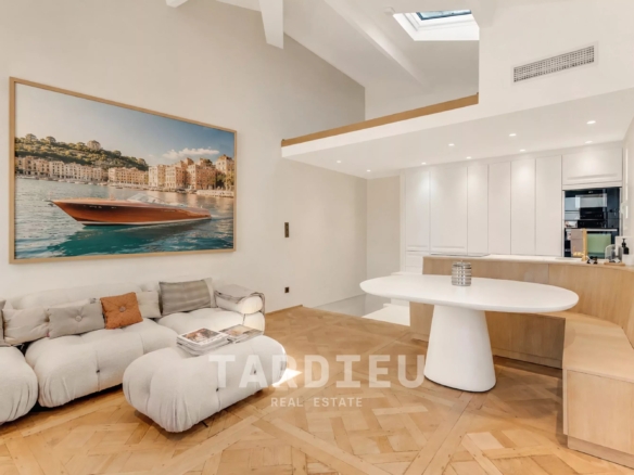 Maison rénovée, cœur de La Ponche