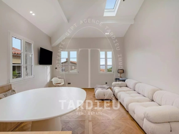 Maison rénovée, cœur de La Ponche