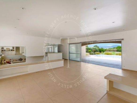 VILLA AUX PARCS DE SAINT-TROPEZ