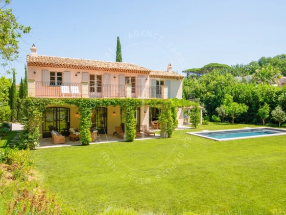 Deux villas d’exception au cœur de Saint-Tropez