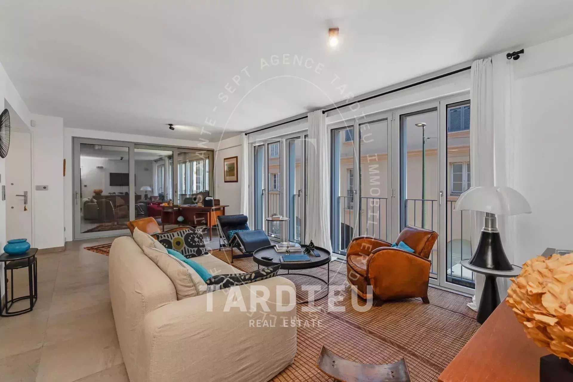 Saint-Tropez : appartement village central