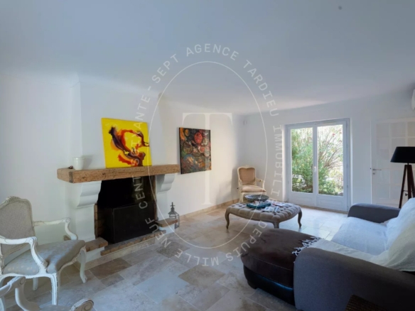 Villa Rénovée Proche Village et Plages