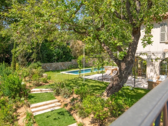 Deux villas d’exception au cœur de Saint-Tropez