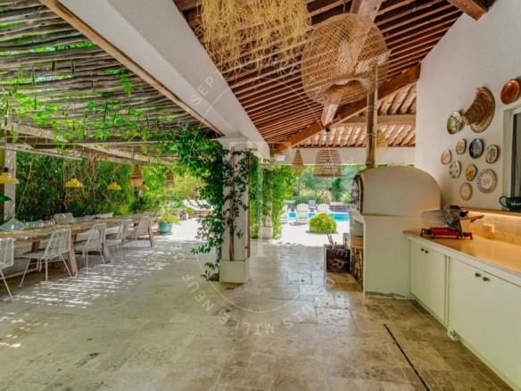 Gassin – Villa de charme dans un esprit campagne et prestations haut de gamme