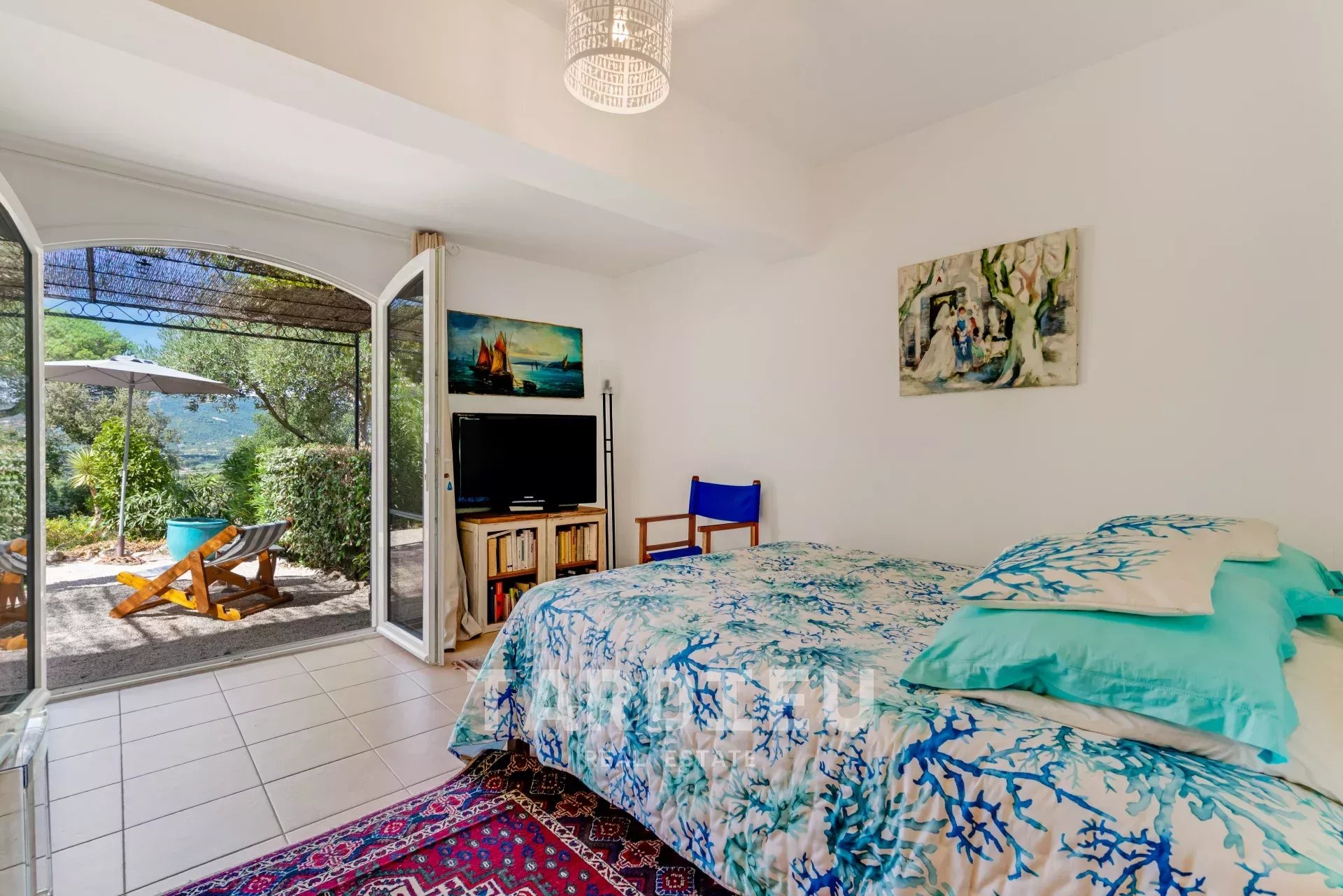 Gassin : Appartement jardin, vue mer