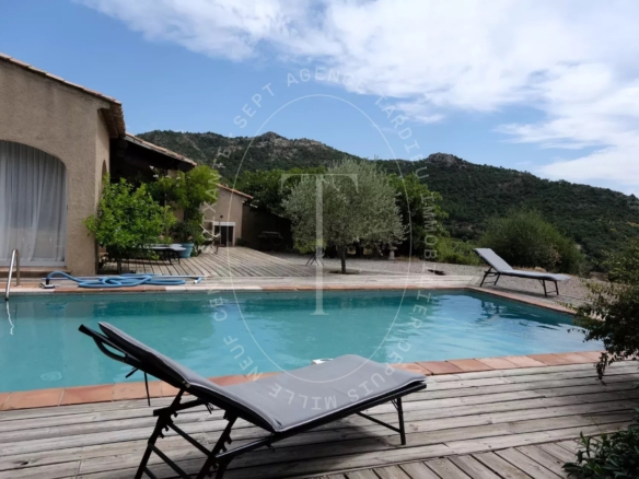 Maison Provençale avec Vue Panoramique