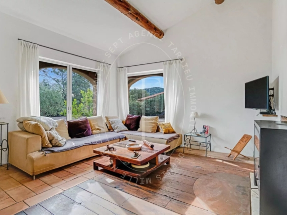 Maison provençale vue mer panoramique