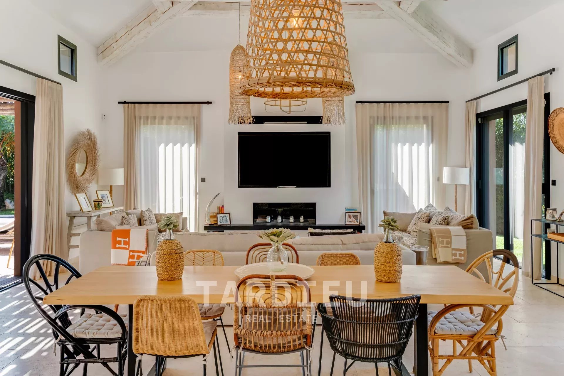 Villa Pinet : Centre et Lices accessibles à pied