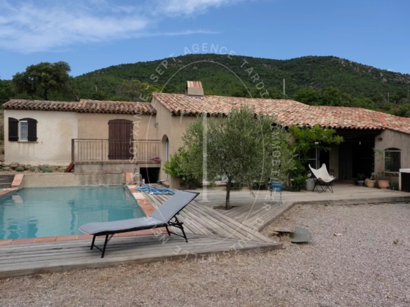 Maison Provençale avec Vue Panoramique