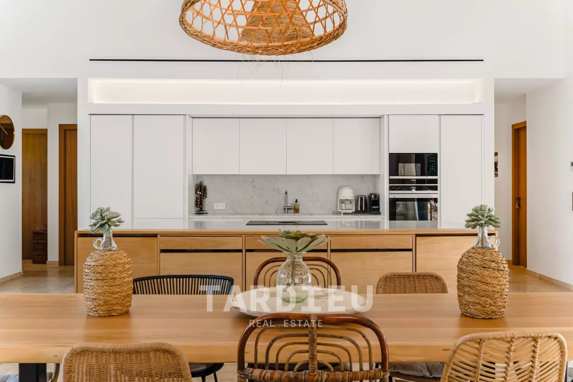 Villa Pinet : Centre et Lices accessibles à pied